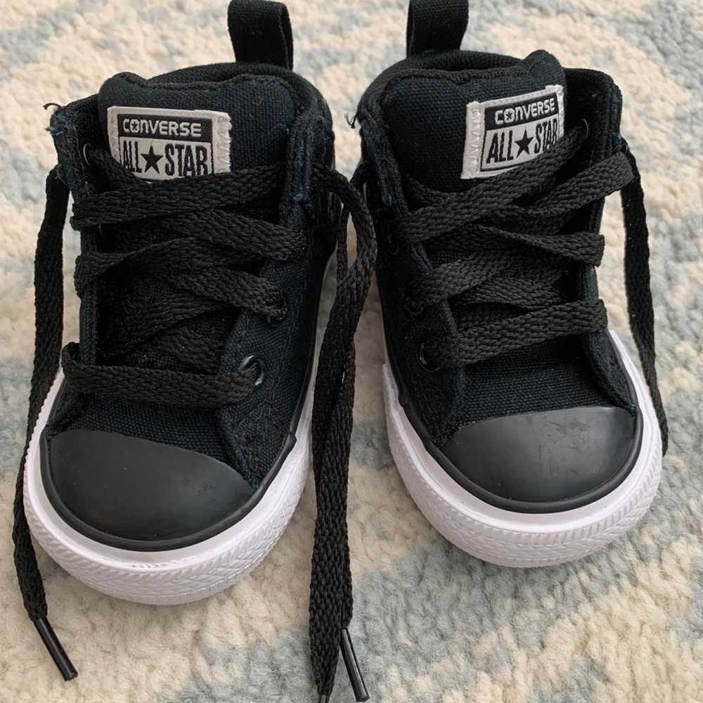 Converse All Star Toddler Shoes Sz 4